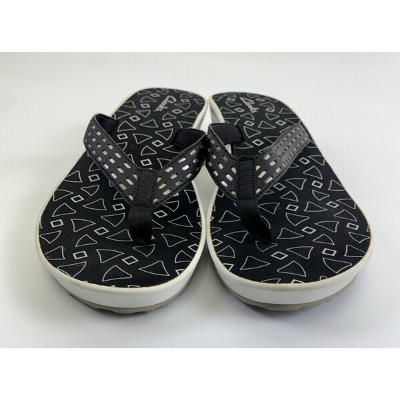 Clarks Liya Bevin Sandal Thong Slip On Low Wedge Black Metallic Cut Out Women 11 - Picture 5 of 15